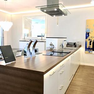 Mondrian Luxury Suites Unesco Old Town